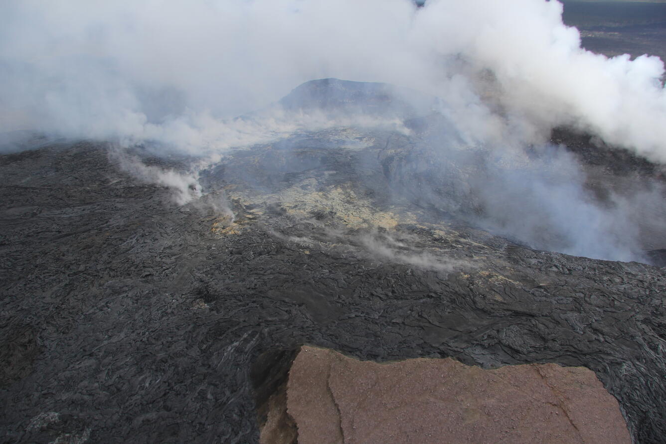 Photo of Pu‘u ‘Ō‘ō west of the crater, looking north-northwest. The...