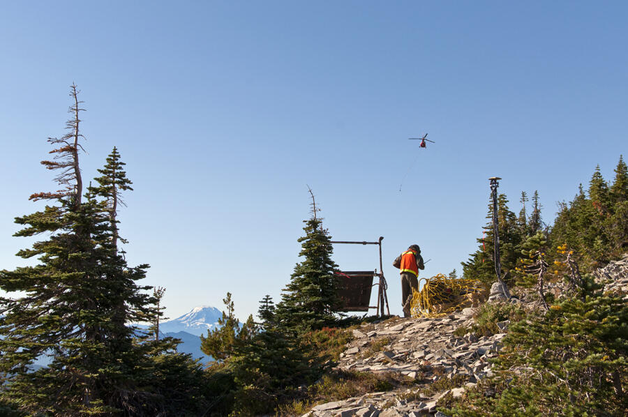 Monitoring station upgrades are a cooperative effort with NPS, UW, ...