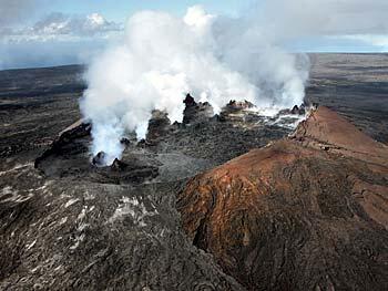 Pu`u `O`o crater quietly fumes--for now...