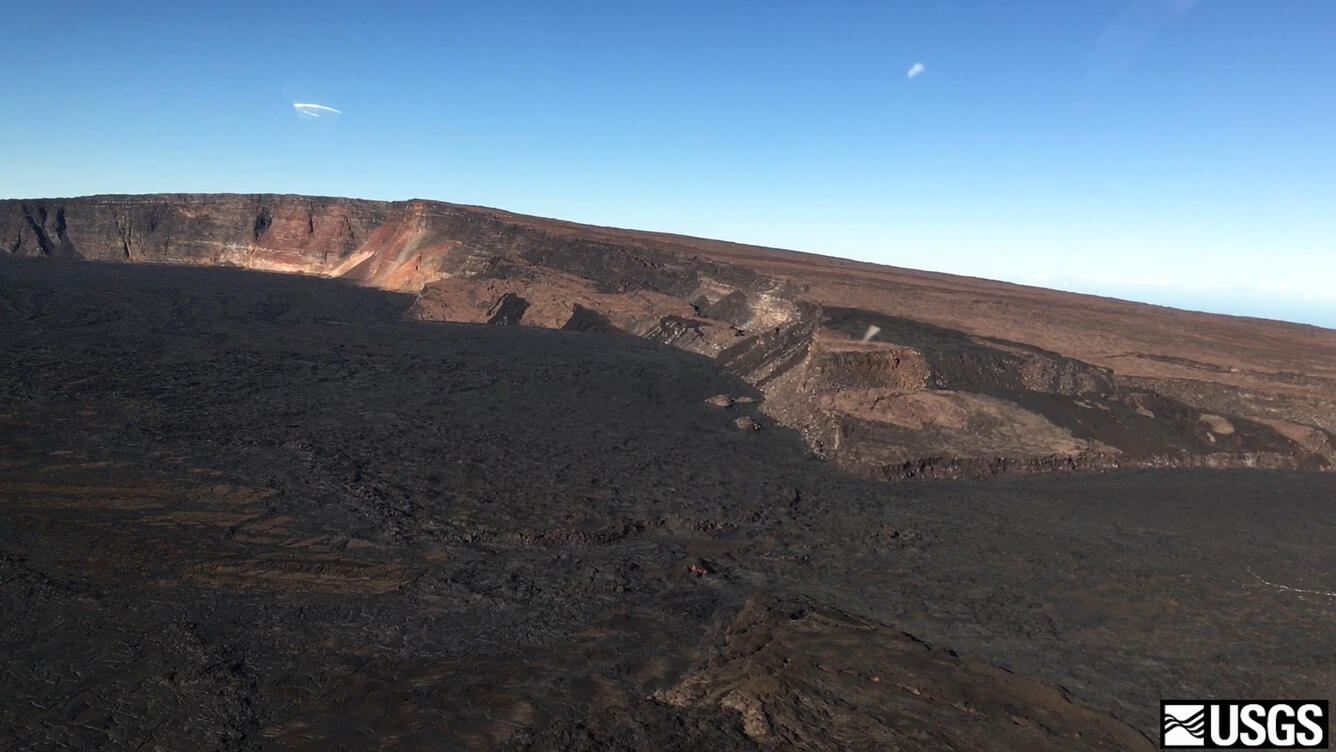 A routine helicopter overflight today provided good views of Mauna ...