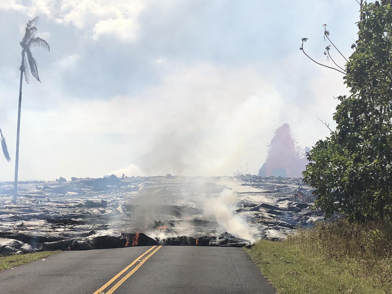 Eruption continues from fissure complex, lower East Rift Zone...