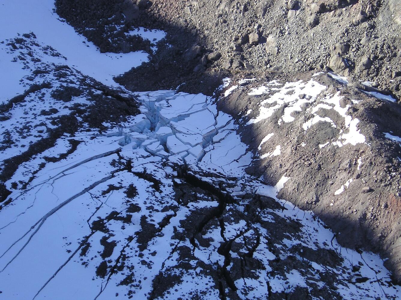 Close-in view of south side of Mount St. Helens lava dome, as seen ...