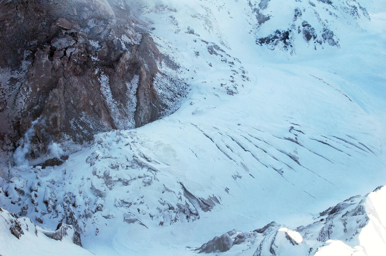 Crater glacier and lava dome within Mount St. Helens' crater, east ...