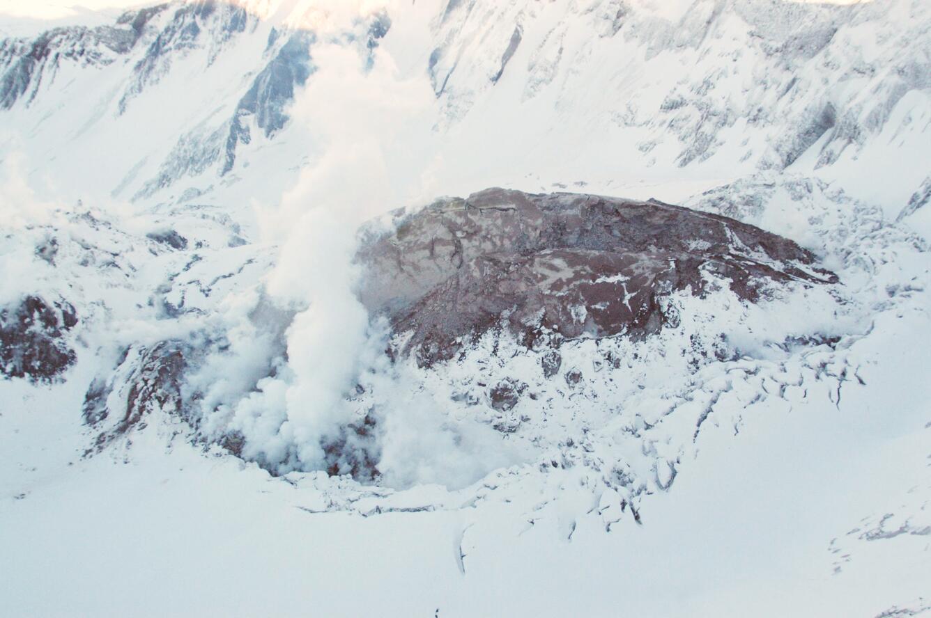 Dome within Mount St. Helens' crater viewed from the west. January ...