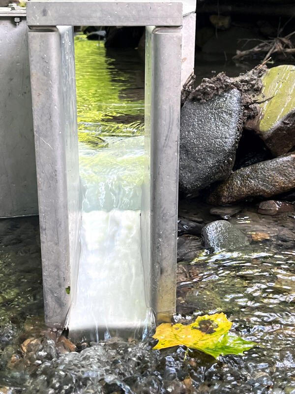Discharge measurement at the USGS streamgage 01142400 Third Branch White Tributary at Randolph VT