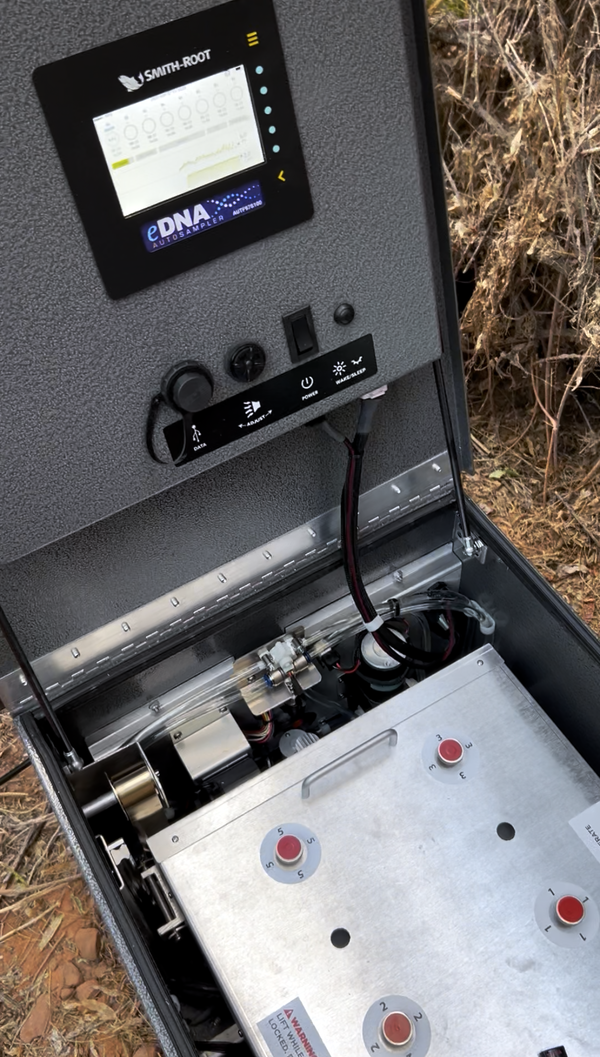 An open eDNA autosampler box