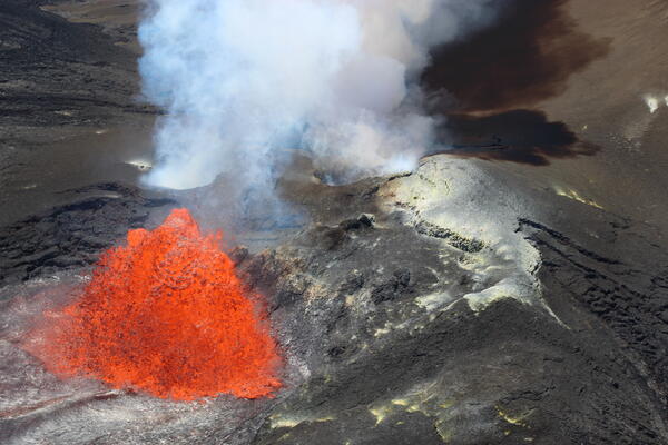 Color photograph of lava fountain