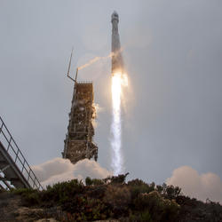 color photo of Landsat 9 launch