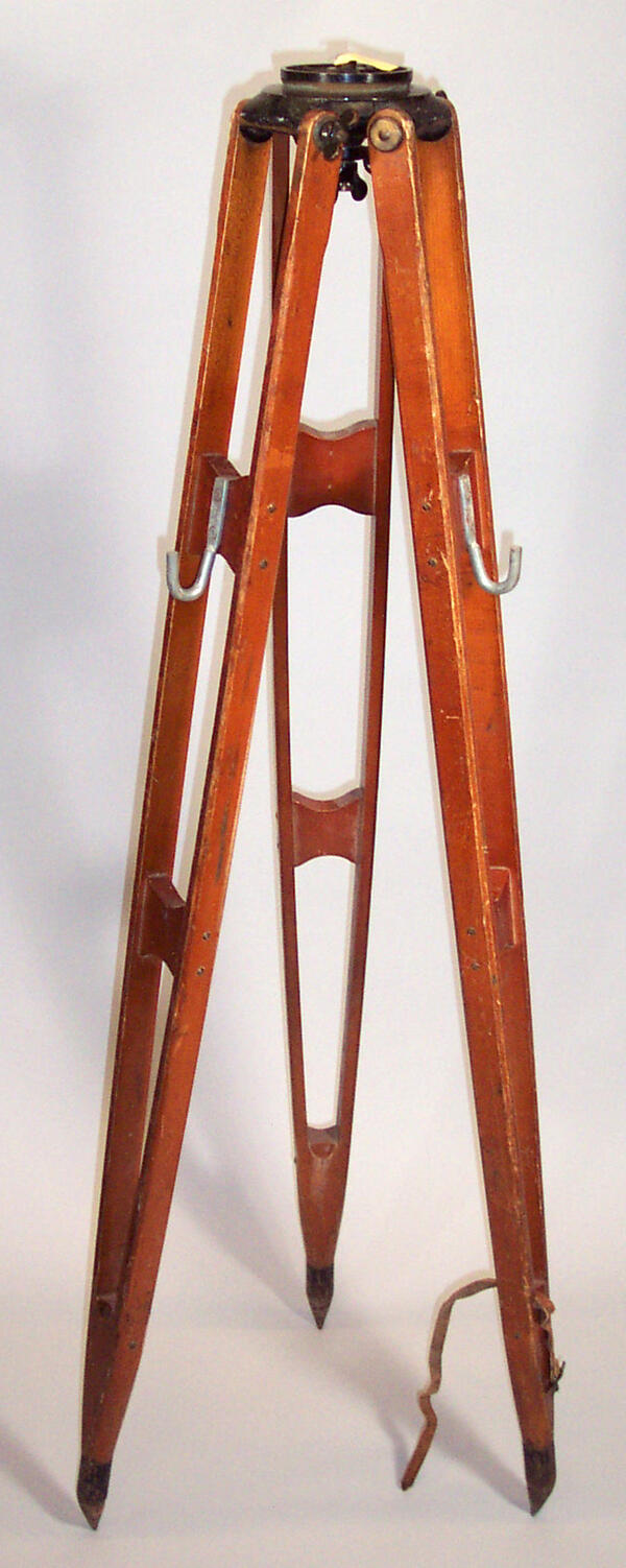 Image: Split-leg Tripod (Plane Table Base)