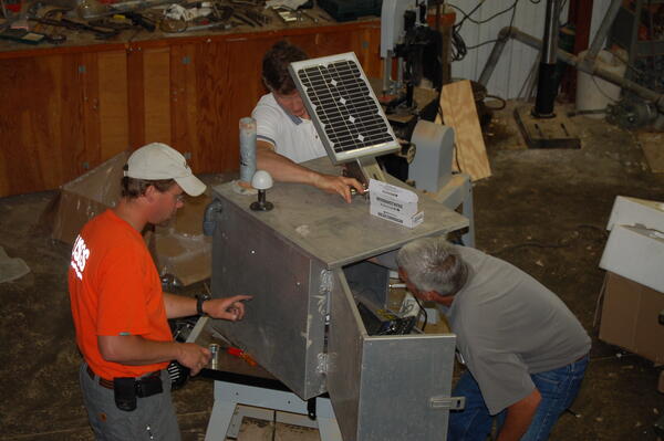 Image: USGS Employees Building Replacement Streamgage