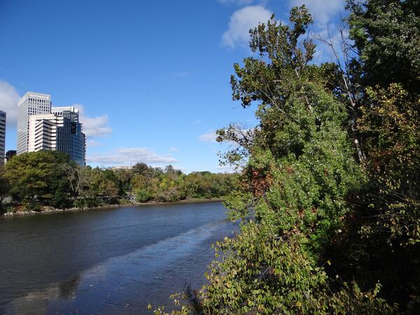 Image: Rosslyn and the Potomac