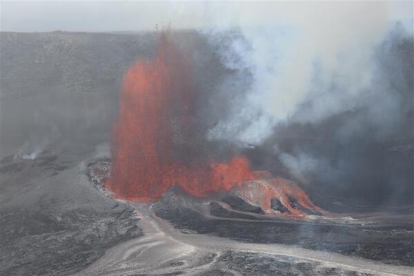 Color photograph of lava fountain