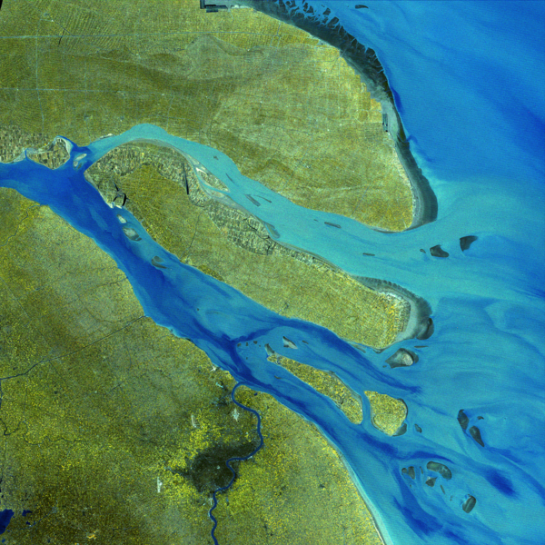 Satellite image showing a blue river and green countryside