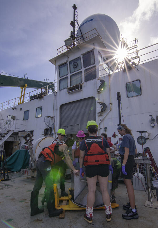 Scientists with a box core sample during the Hawaii Abyssal Nodules Expedition