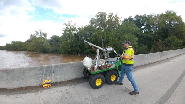 Capturing an elevated stage (storm-impacted) water quality sample