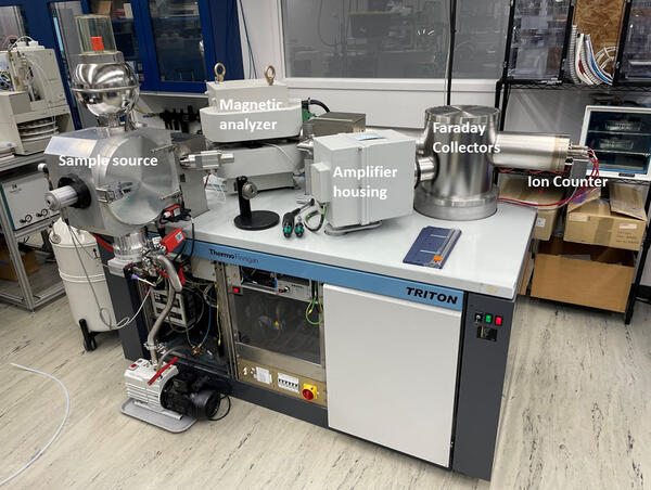 thermal-ionization mass spectrometer