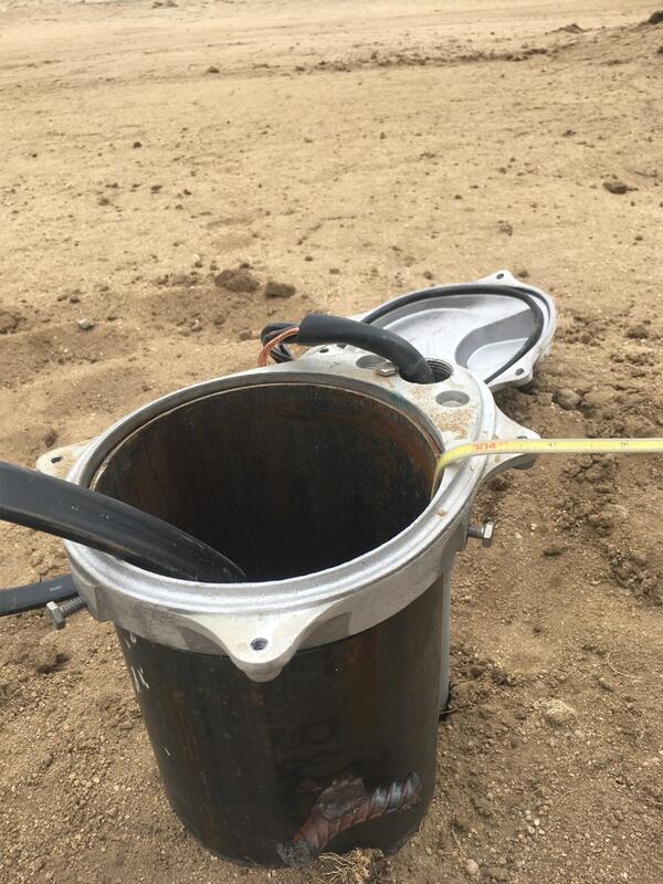 Groundwater well with electric water-level tape