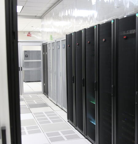 A data storage server