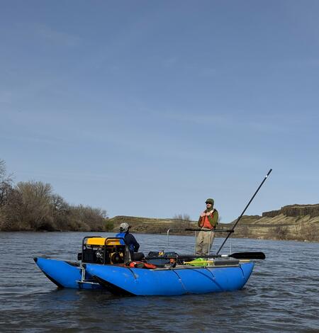 USGS researchers electrofishing on the Yakima River