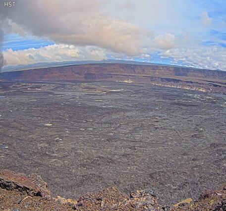 Color photograph of lava fountain