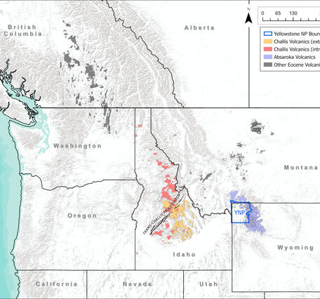 Map of Pacific Northwest US and Canada showing distribution of Eocene volcanic rocks with colors noting Challis volcanics