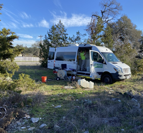 USGS van and mobile groundwater sampling site