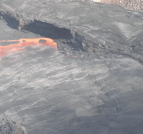 Animated GIF showing lava front moving quickly.