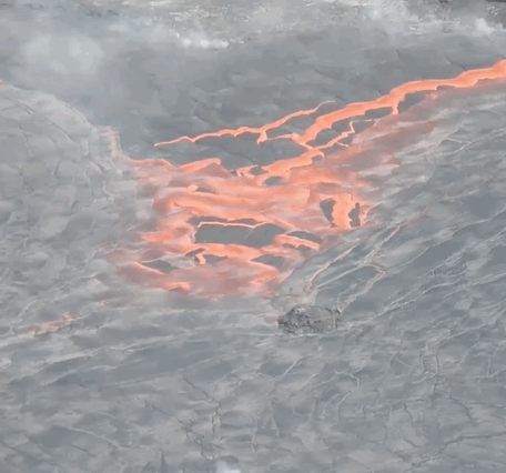 Animated GIF showing lava front moving quickly.