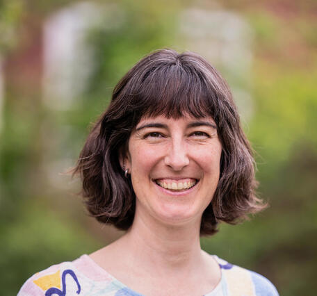 Headshot of Jenn Malpass