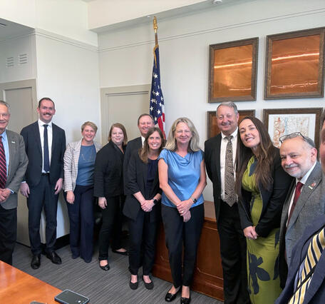 The USGS meets with partners from Geoscience Australia in Reston, VA