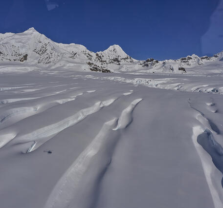 Depressions in snow