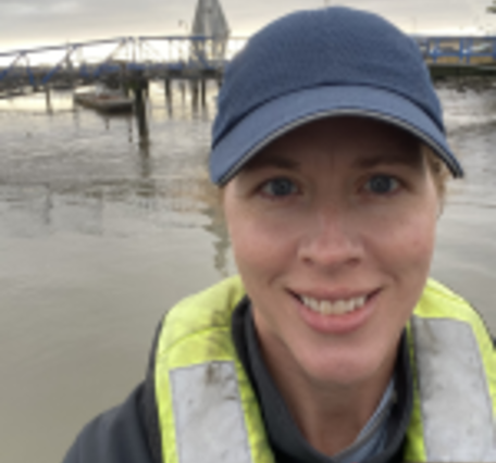 woman in baseball cap