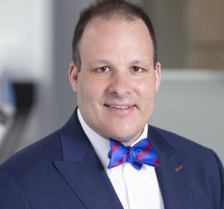 Dr. Derek Bussan staff profile photo