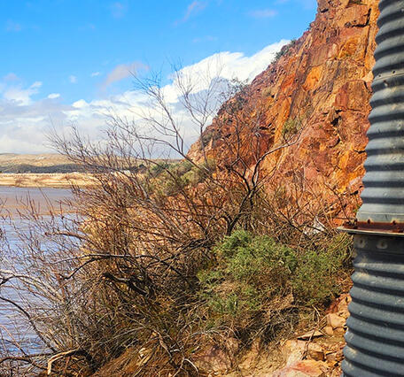 Mojave River near gage - MOJAVE R A BARSTOW 10262500