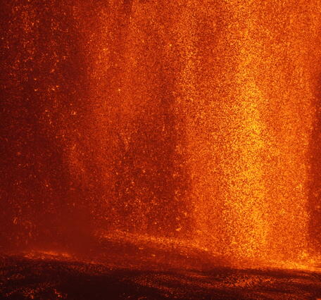 Color telephoto of lava fountain