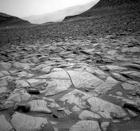 Mars image from Curiosity Left Navigation Camera on sol 4326 