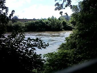 Cuyahoga River at Independence OH - view from river bank