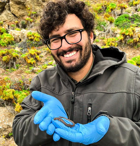 Andrew Louros staff profile picture