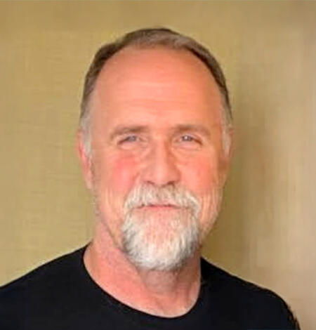 Staff profile photo for Andrew Klakulak 