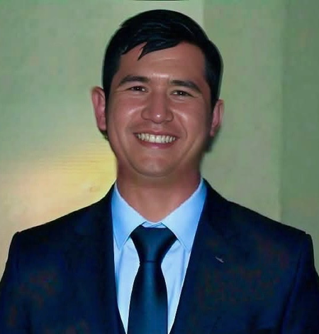 Steven Hak staff profile photo.
