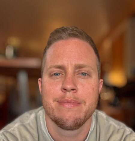 profile photo of Cee Nell