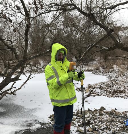 Hydrologic Technician Makes Discharge Measurement