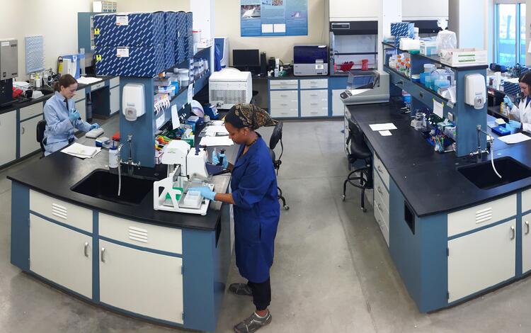 The Molecular Ecology Lab at the Fort Collins Science Center