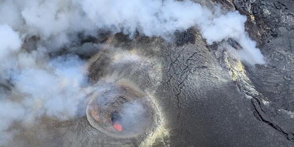 Photo & Video Chronology — Kīlauea summit overflight