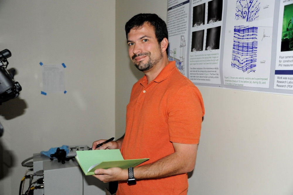 Tim Nelson investigates the interaction of flowing water and sediment ...